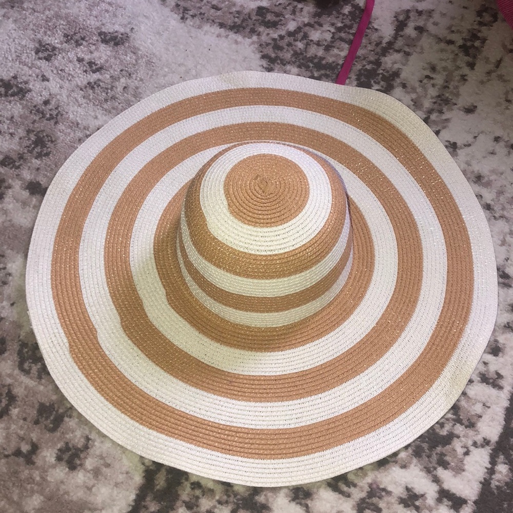 Striped sun hat